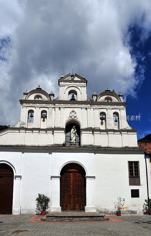 Bogot ?哥伦比亚:Nuestra Se?奥拉·德·拉斯·阿瓜斯教堂